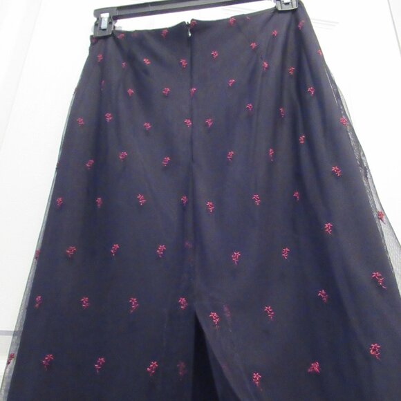 Morbid Threads Long Skirt Vintage Embroidered Black & Red Roses Flowers Goth - Picture 4 of 16